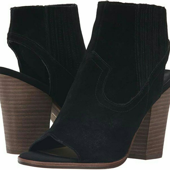 Dolce Vita Shoes - Nwot Dolce vita posha ankle boots